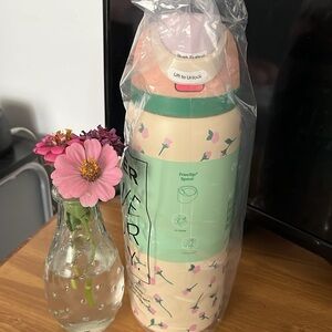 NWT Exclusive Owala 32oz by Urban Outfitters Tea Time edition